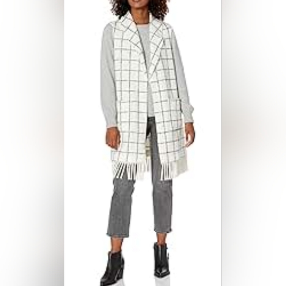 Tribal NWOT fringe vest - Picture 8 of 8